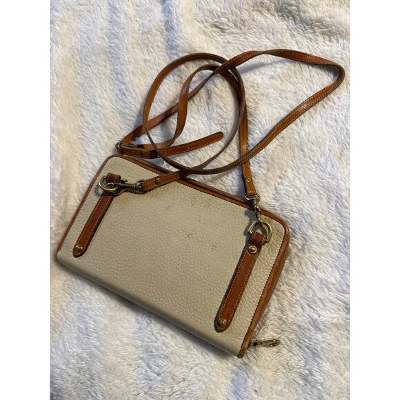 VTG Dooney & Bourke Zip-Along Wallet Small Crossbody Bag All-Weather Leather - Picture 2 of 6